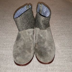 Toms green suede booties